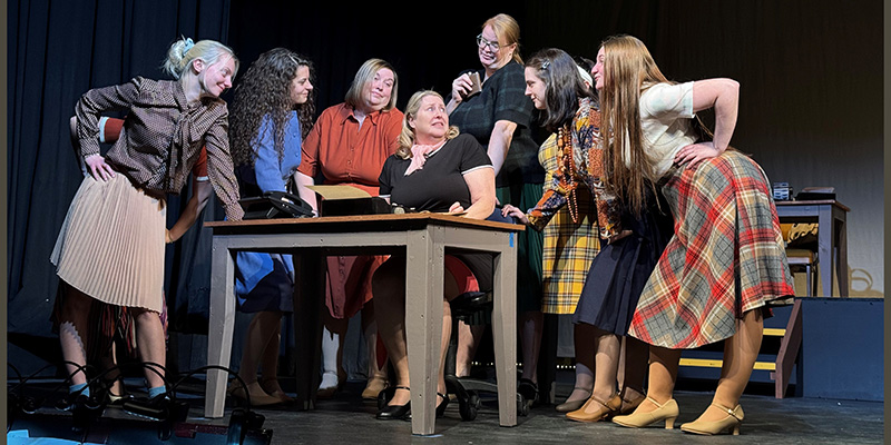 Office workers for '9 to5'